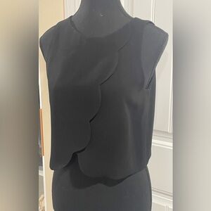 Club Monaco black scalloped edge top Size 2